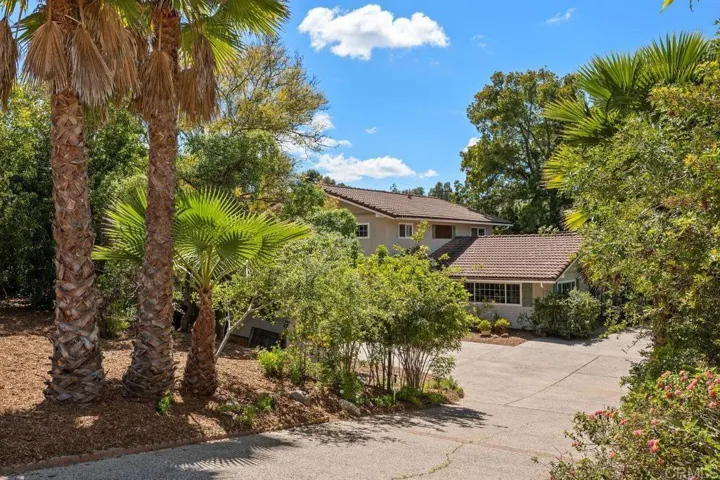 1479 Los Amigos, Fallbrook, California 92028