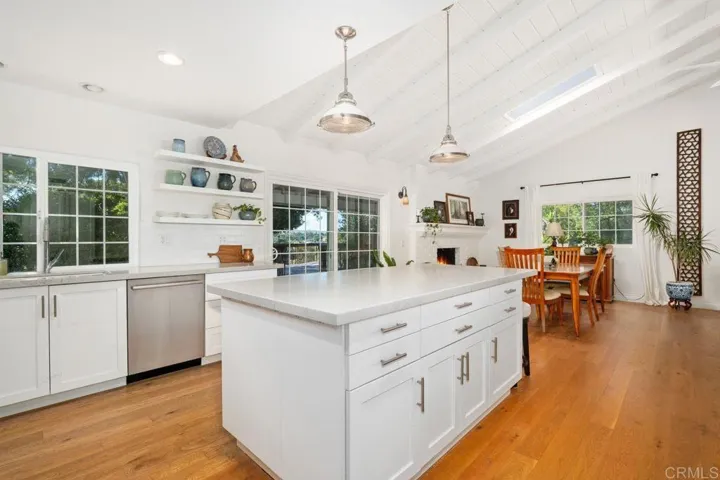 1479 Los Amigos, Fallbrook, California 92028