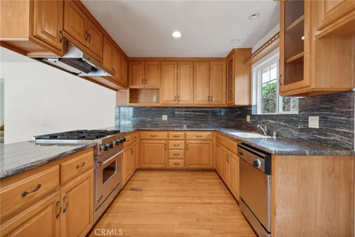 28551 S Montereina Drive, Rancho Palos Verdes, California 90275