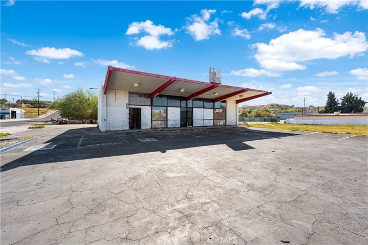 16789 D Street, Victorville, California 92395