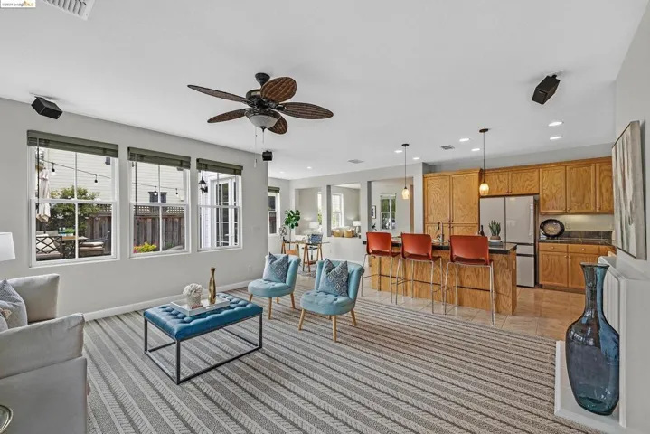 1189 Promenade, Hercules, California 94547-2712