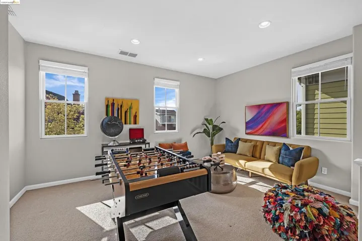 1189 Promenade, Hercules, California 94547-2712