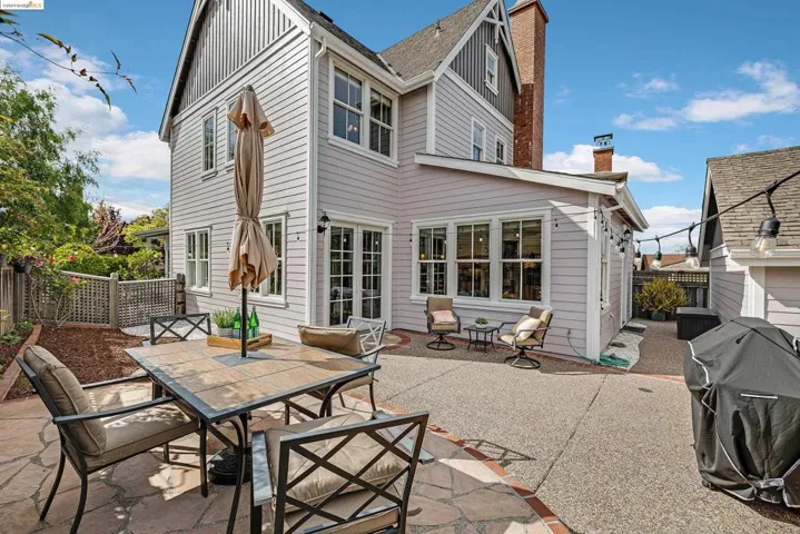1189 Promenade, Hercules, California 94547-2712