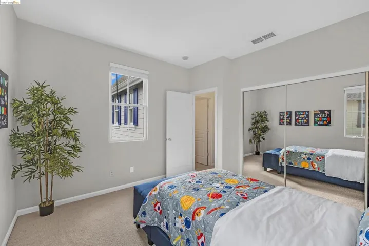 1189 Promenade, Hercules, California 94547-2712