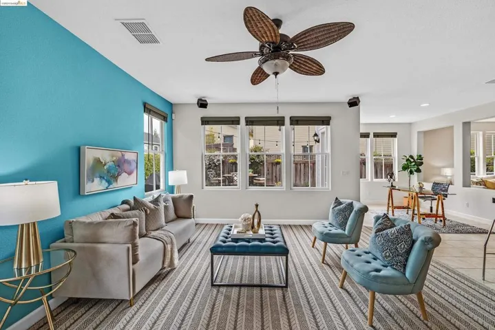 1189 Promenade, Hercules, California 94547-2712