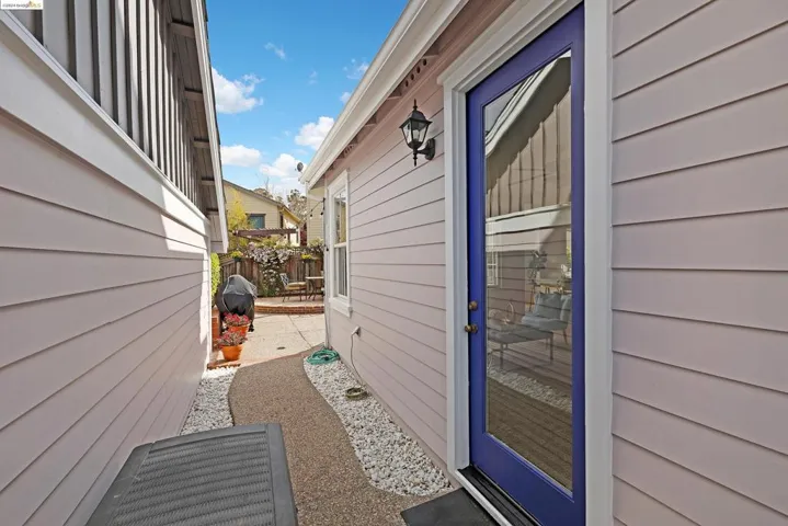 1189 Promenade, Hercules, California 94547-2712