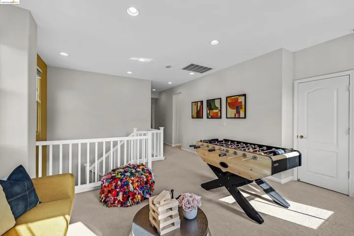 1189 Promenade, Hercules, California 94547-2712