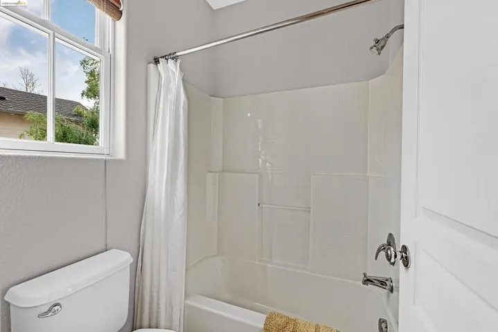 1189 Promenade, Hercules, California 94547-2712