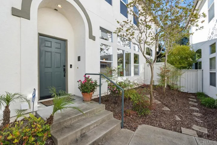 11896 Cypress Canyon Rd 3, San Diego, California 92131