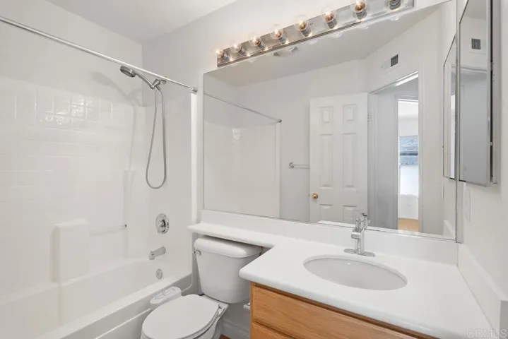 11896 Cypress Canyon Rd 3, San Diego, California 92131