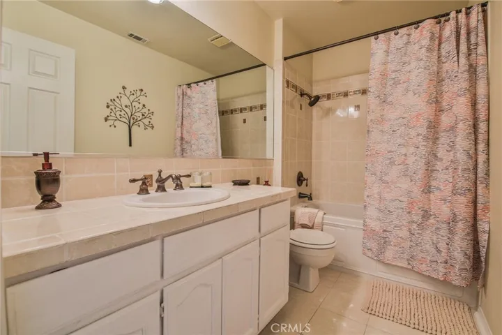 9440 Cedar Street C, Bellflower, California 90706