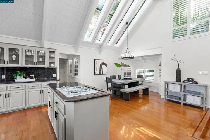 260 King Dr, Lafayette, California 94595