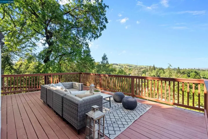 260 King Dr, Lafayette, California 94595