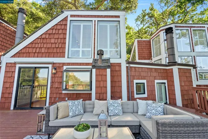 260 King Dr, Lafayette, California 94595