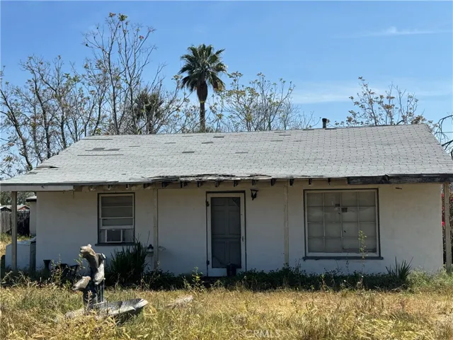 2523 Ogden Street, San Bernardino, California 92407