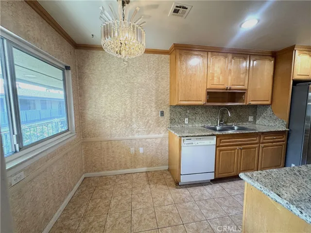 1317 N Brand Boulevard 16, Glendale, California 91202