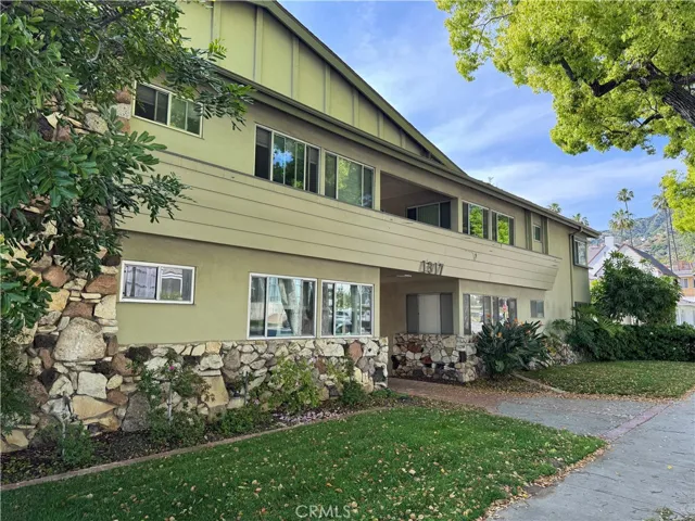 1317 N Brand Boulevard 16, Glendale, California 91202