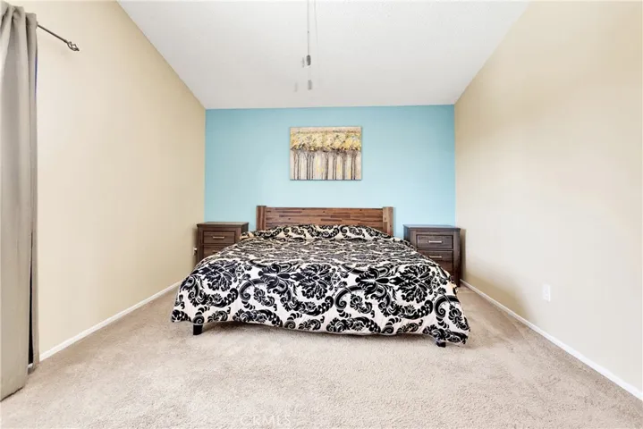 15098 Cromdale Street, Hesperia, California 92345