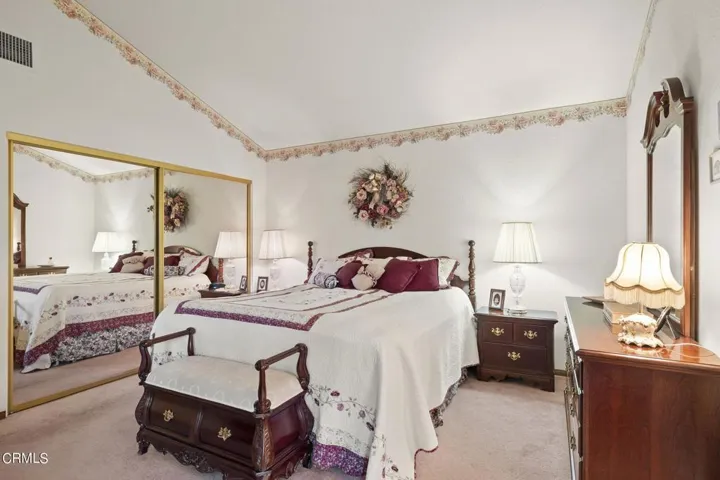 31-web-or-mls-UpmarketMedia-6295Ire-108