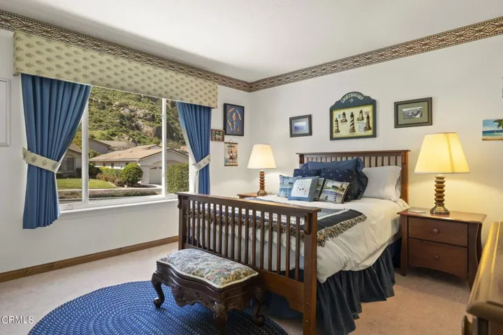 36-web-or-mls-UpmarketMedia-6295Ire-123