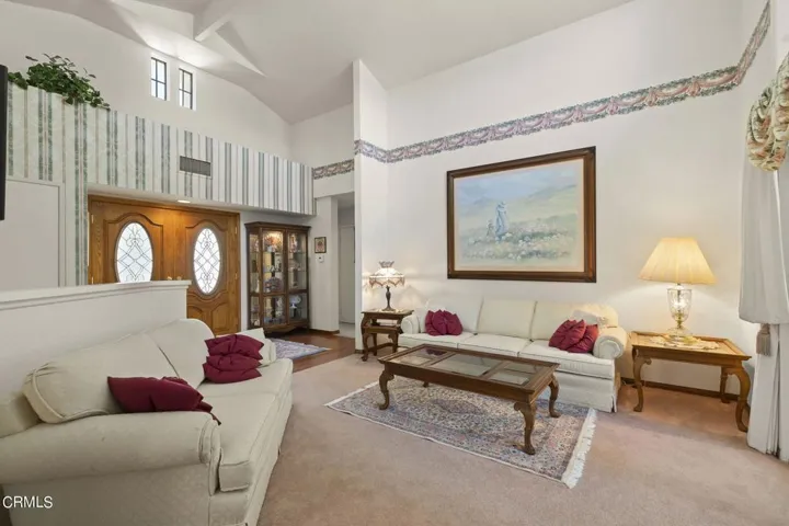 18-web-or-mls-UpmarketMedia-6295Ire-60a