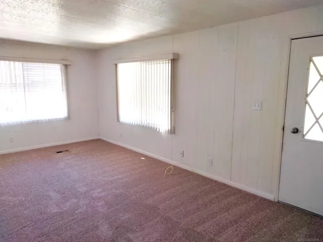 8712 N N Magnolia Ave Spc 202, Santee, California 92071