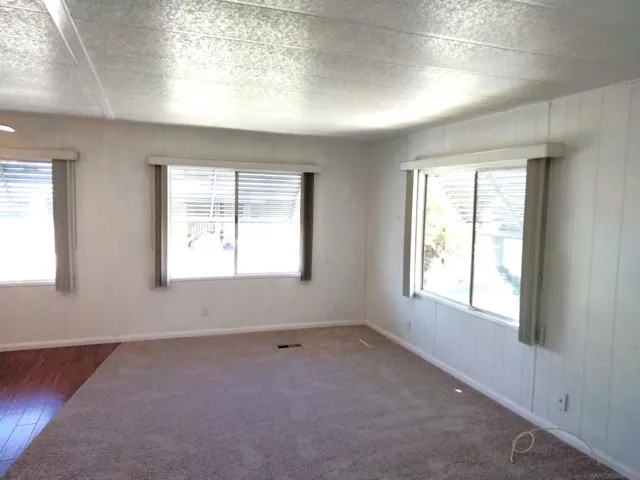 8712 N N Magnolia Ave Spc 202, Santee, California 92071