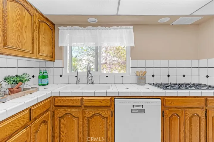 1632 Palopinto Avenue, Glendora, California 91741