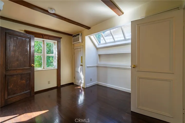 6149 Glen Holly St, Los Angeles, California 90069
