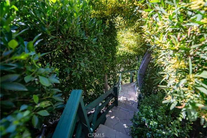 6149 Glen Holly St, Los Angeles, California 90069