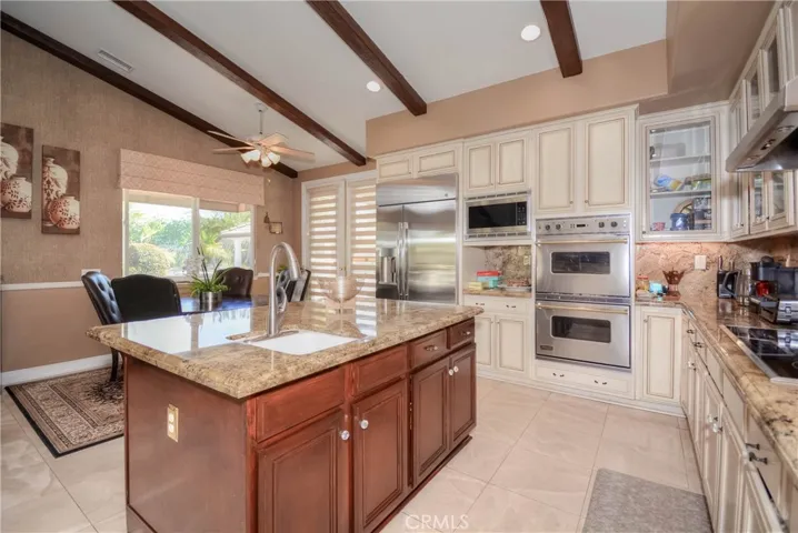 935 Mangrove Circle, Corona, California 92881