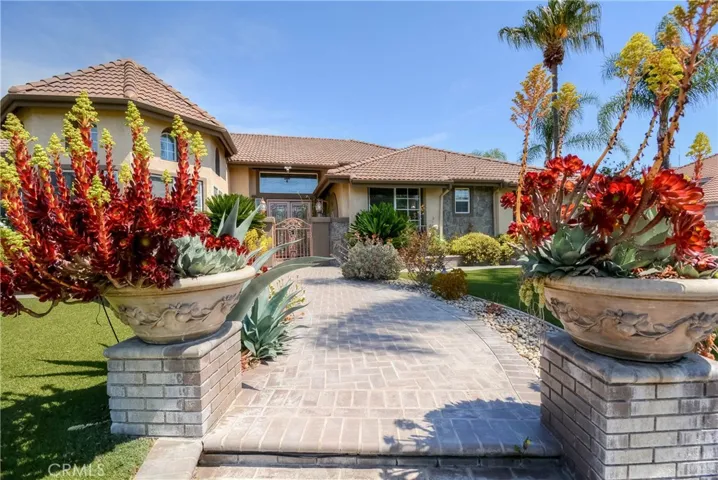 935 Mangrove Circle, Corona, California 92881