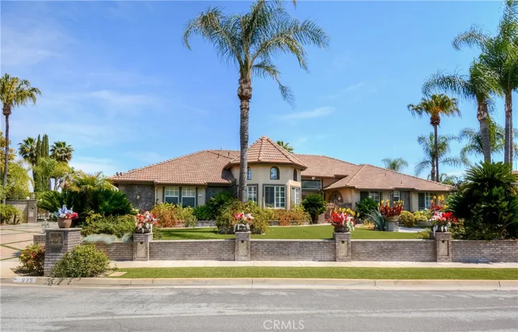 935 Mangrove Circle, Corona, California 92881