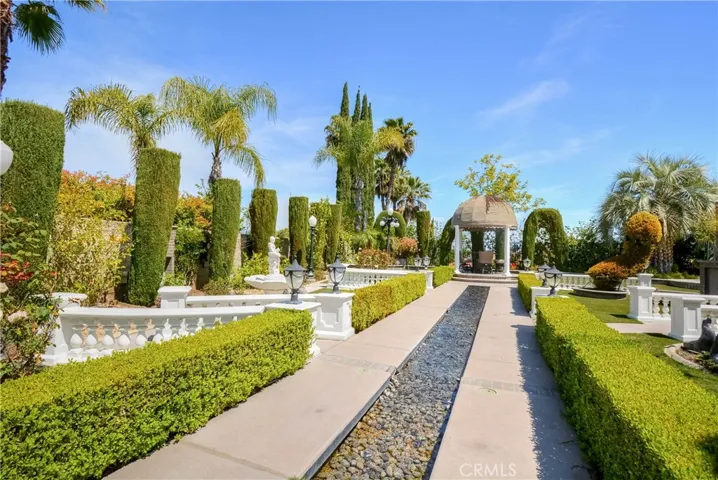 935 Mangrove Circle, Corona, California 92881