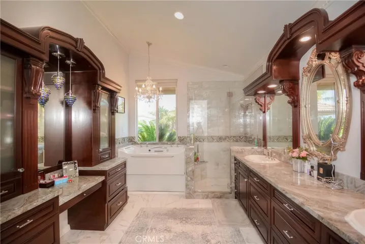935 Mangrove Circle, Corona, California 92881