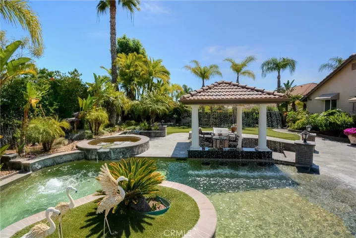 935 Mangrove Circle, Corona, California 92881
