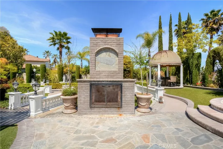 935 Mangrove Circle, Corona, California 92881