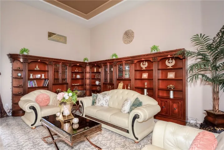 935 Mangrove Circle, Corona, California 92881