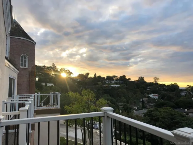 1935 Nautilus St, La Jolla, California 92037