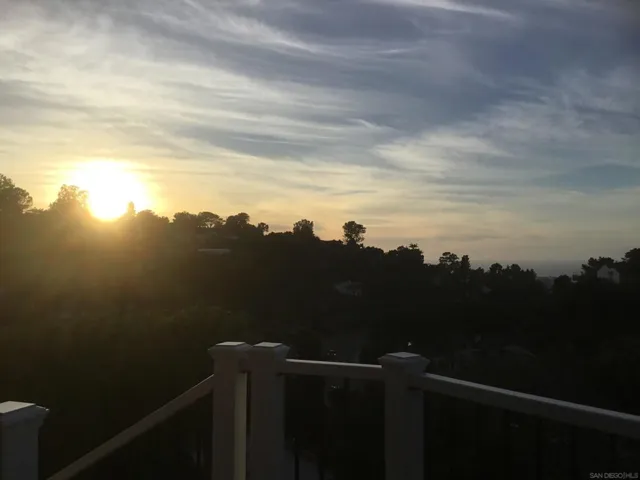 1935 Nautilus St, La Jolla, California 92037
