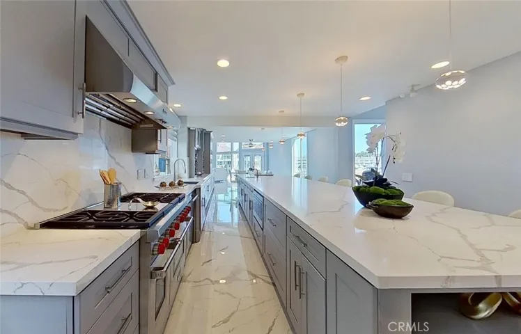 16402 Ardsley Circle, Huntington Beach, California 92649