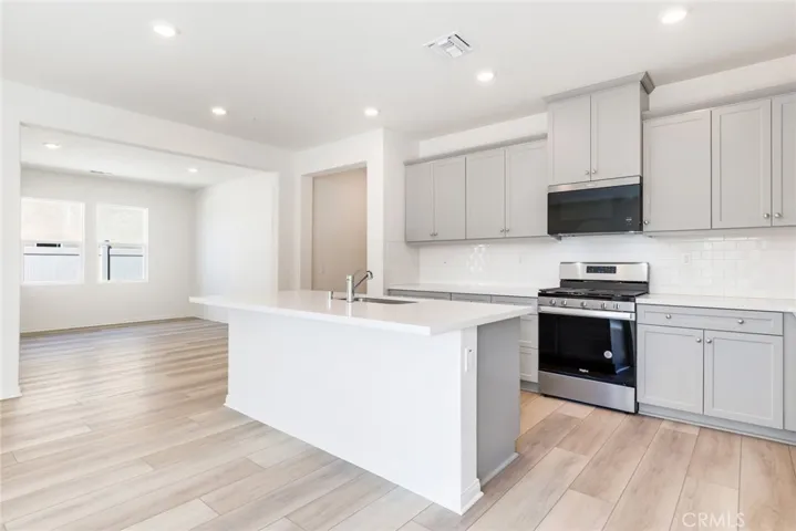 19633 Sunkissed Ridge Drive, Riverside, California 92507