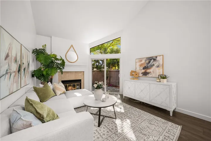 406 Deerfield Avenue 117, Irvine, California 92606