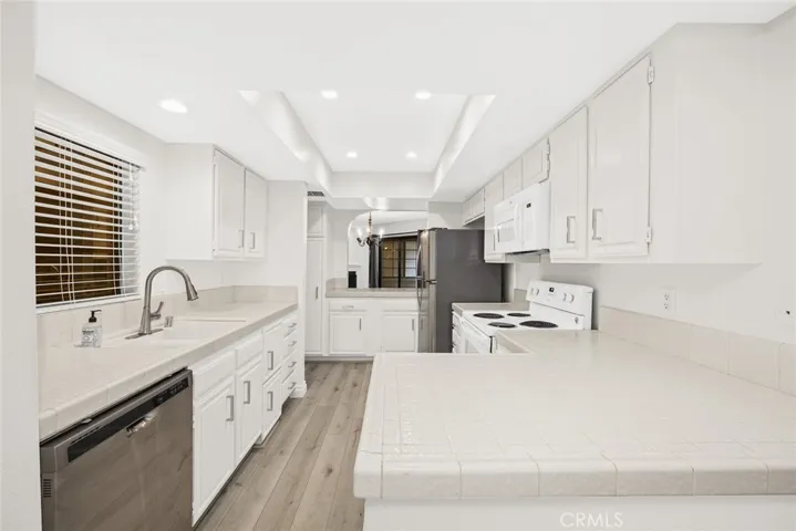 1313 Valley View Road 109, Glendale, California 91202
