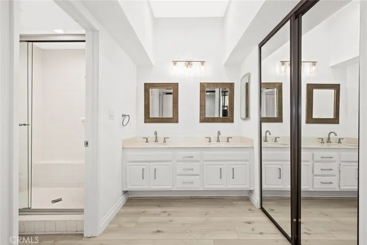 1313 Valley View Road 109, Glendale, California 91202