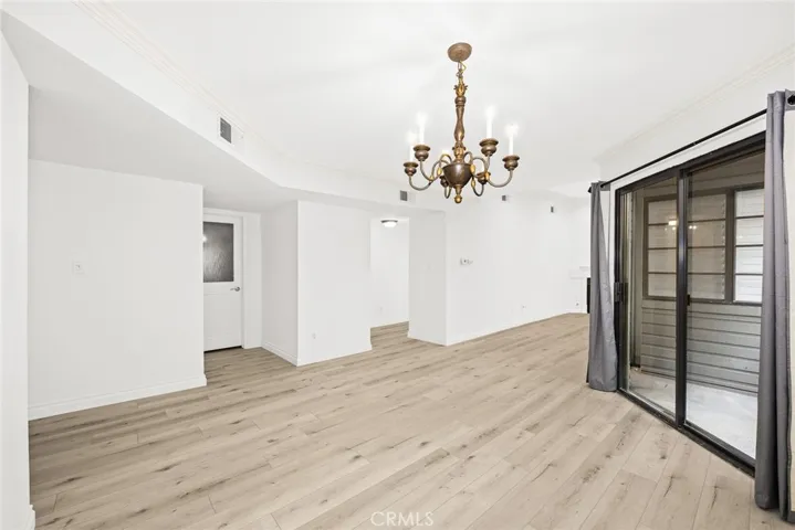 1313 Valley View Road 109, Glendale, California 91202