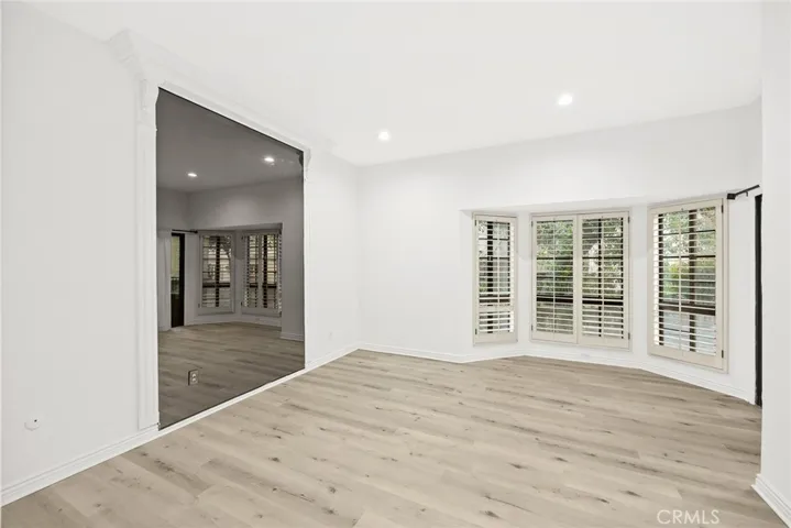 1313 Valley View Road 109, Glendale, California 91202