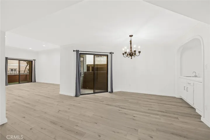 1313 Valley View Road 109, Glendale, California 91202
