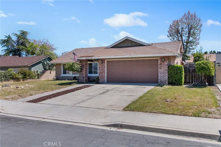 25570 Orangewood Lane, Hemet, California 92544