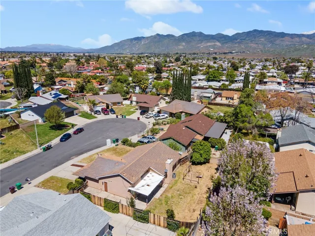 25570 Orangewood Lane, Hemet, California 92544